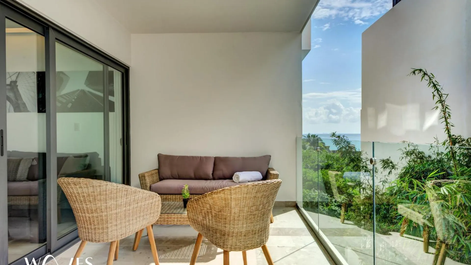 1 Br. With Private Jacuzzi And Rooftop Pool Playa del Carmen Apartment