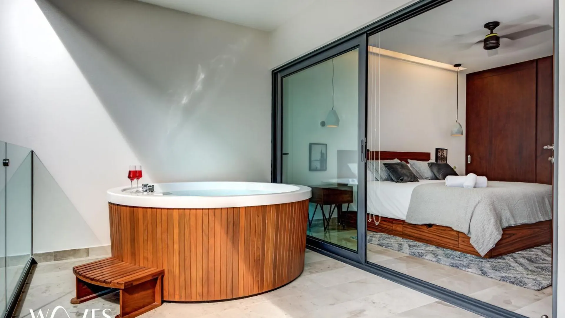 1 Br. With Private Jacuzzi And Rooftop Pool Playa del Carmen Apartment